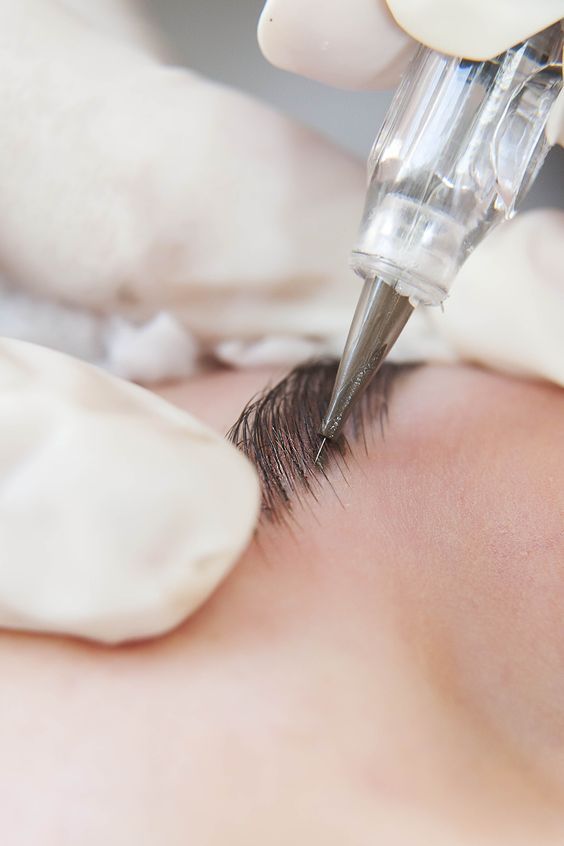 image of eyebrows tattoo