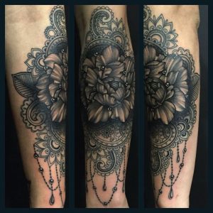 Valentina Sala - Fiore con Ornamental